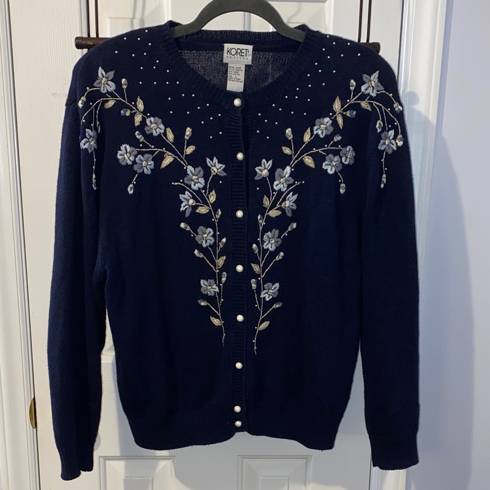 Vintage Koret petite sweater, sz. L, navy w/ embroidery